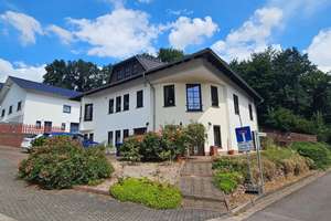Einfamilienhaus mit Einliegeroption, großem Grundstück & Ausbaureserve in Waldrandlage von Wadgassen – Die vollständige Adresse der Immobilie erhältst du vom Anbieter., 66787 Wadgassen – Vorschaubild 1