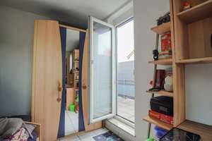 Attraktives Einfamilien-Reiheneckhaus in moderner Split-Level-Bauweise  – Die vollständige Adresse der Immobilie erhältst du vom Anbieter., 72555 Metzingen – Vorschaubild 13