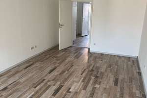 1-Zimmer-Apartment mit Balkon und Einbauküche – Bruderwöhrdstraße 16, 93055 Ostenviertel, Regensburg – Vorschaubild 2