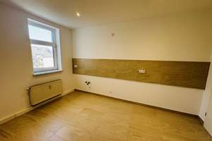 AKTION: 2 Monate Kaltmietfrei! + 300 € Energiekostenbonus! Frisch sanierte 2-Zimmer Dachgeschoss-WE – Gustav-Adolf-Straße 38, 9116 Altendorf, Chemnitz – Vorschaubild 3