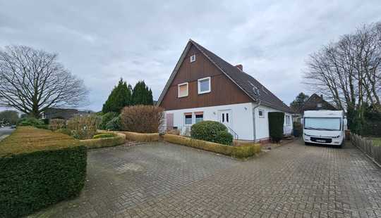 Bild von Ein - bzw. Zweifamilienhaus in guter Lage von Schortens