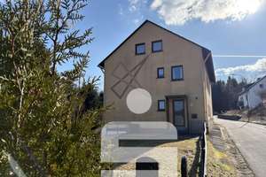 Zweifamilienhaus in Schwarzenbach am Wald - OT Meierhof – Die vollständige Adresse der Immobilie erhältst du vom Anbieter., 95131 Schwarzenbach am Wald – Vorschaubild 1