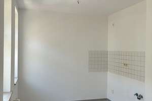 ** GEMÜTLICHE LICHTDURCHFLUTETE 1-RWG ** MIT BAD, WANNE & ABSTELLKAMMER ** WE 19 ** – 4299 Stötteritz, Leipzig – Vorschaubild 4