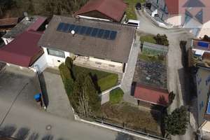 Bungalow mit 3 Garagen in Steinach – Die vollständige Adresse der Immobilie erhältst du vom Anbieter., 94377 Steinach – Vorschaubild 1