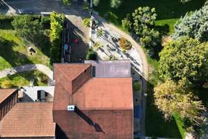 Außergewöhnliches Gebäudeensemble für Wohnen der Generationen kombiniert mit Arbeiten – Die vollständige Adresse der Immobilie erhältst du vom Anbieter., 99510 Apolda – Vorschaubild 1