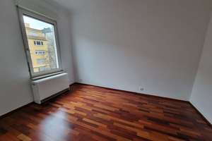 **Helle 5,5-Zimmer-Wohnung mit Balkon und EBK im Stuttgarter Westen** – Die vollständige Adresse der Immobilie erhältst du vom Anbieter., 70178 Rotebühl, Stuttgart – Vorschaubild 11