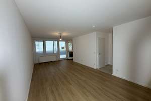 Erstbezug nach Sanierung mit Einbauküche und Balkon – Annette-Kolb-Anger 15, 81737 Neuperlach, München – Vorschaubild 4