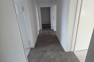 Innenstadtlage - sehr schöne renovierte 3-ZKB, 81m² (102m²) Dachgeschoss-Wohnung, EK, 2 Bäder  – Lutherstr 11, 34117 Nord (Holland), Kassel – Vorschaubild 3