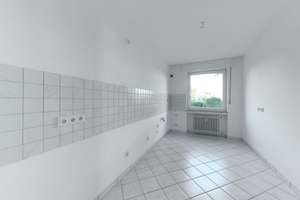 Gepflegte 3-Zimmer-Eigentumswohnung mit Balkon & Tiefgaragenstellplatz in ruhiger Lage – Die vollständige Adresse der Immobilie erhältst du vom Anbieter., 40627 Unterbach, Düsseldorf – Vorschaubild 6