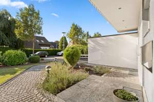 Einladender Bungalow mit modernem Ausbau und schönem Garten mit Pool – Die vollständige Adresse der Immobilie erhältst du vom Anbieter., 41189 Wickrathberg, Mönchengladbach – Vorschaubild 26