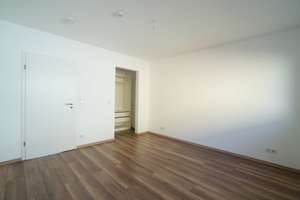 Top gepflegte 2-Zimmer-Wohnung mit Balkon und Stellplatz in zentraler Lage in Nürnberg – Die vollständige Adresse der Immobilie erhältst du vom Anbieter., 90459 Galgenhof, Nürnberg – Vorschaubild 11