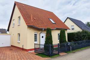 Gepflegtes Einfamilienhaus in Mariendorf – Vollausgestattet & Einzugsbereit – Die vollständige Adresse der Immobilie erhältst du vom Anbieter., 12107 Mariendorf, Berlin – Vorschaubild 5