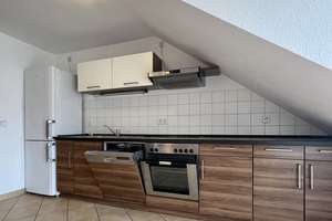 Helle 3-Raum-Dachgeschosswohnung mit Balkon und Einbauküche – Uhlandstraße 12, 9130 Sonnenberg, Chemnitz – Vorschaubild 6