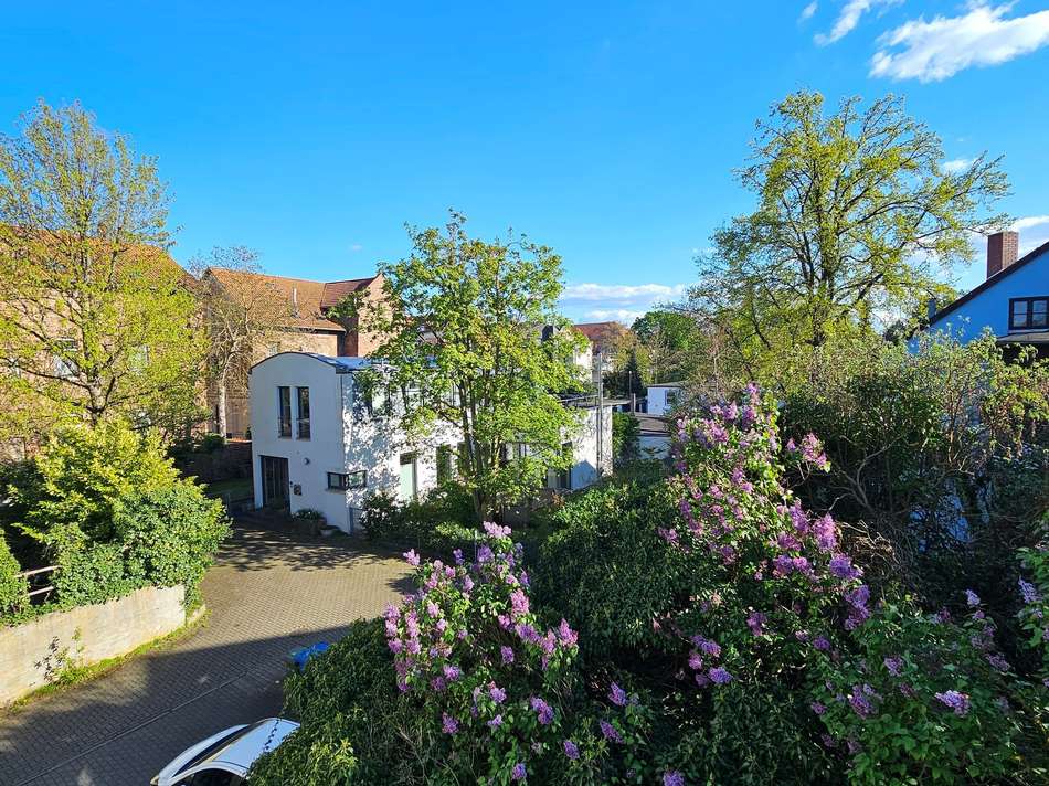 BLICK IN DEN INNENHOF.jpg