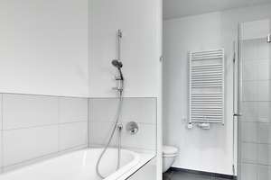 RIVIERA CANNES-BelsenPark: 3-Zi-ETW im 1. OG. Lift. EBK. G-WC. Parkett. Balkon. TG auf Wunsch. – Theo-Champion-Straße xx, 40549 Oberkassel, Düsseldorf – Vorschaubild 27