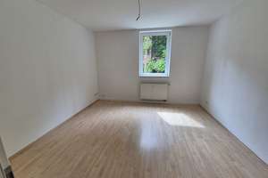 Etagenwohnung in Karlsruhe - Oststadt – Die vollständige Adresse der Immobilie erhältst du vom Anbieter., 76131 Oststadt, Karlsruhe – Vorschaubild 3
