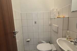 Schöne Erdgeschosswohnung mit Balkon und Einbauküche in ruhiger Seitenstraße in Aachen-Eilendorf – Müselterweg 95, 52080 Eilendorf, Aachen – Vorschaubild 8