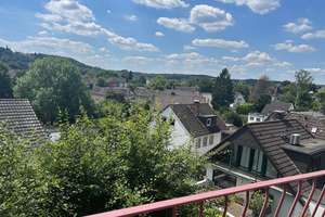 Hanglage mit tollem Ausblick! DHH mit viel Platz in ruhiger Sackgassenendlage von Kettwig