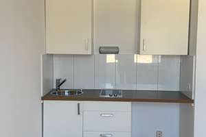 Schwabing-Olympiapark schö., helles, ruhig 1 Zi.  Balkon, , EBK, SANIERT!! FREI  sofort  !!!!! – Gartenstraße 6, 80809 Am Luitpoldpark, München – Vorschaubild 3