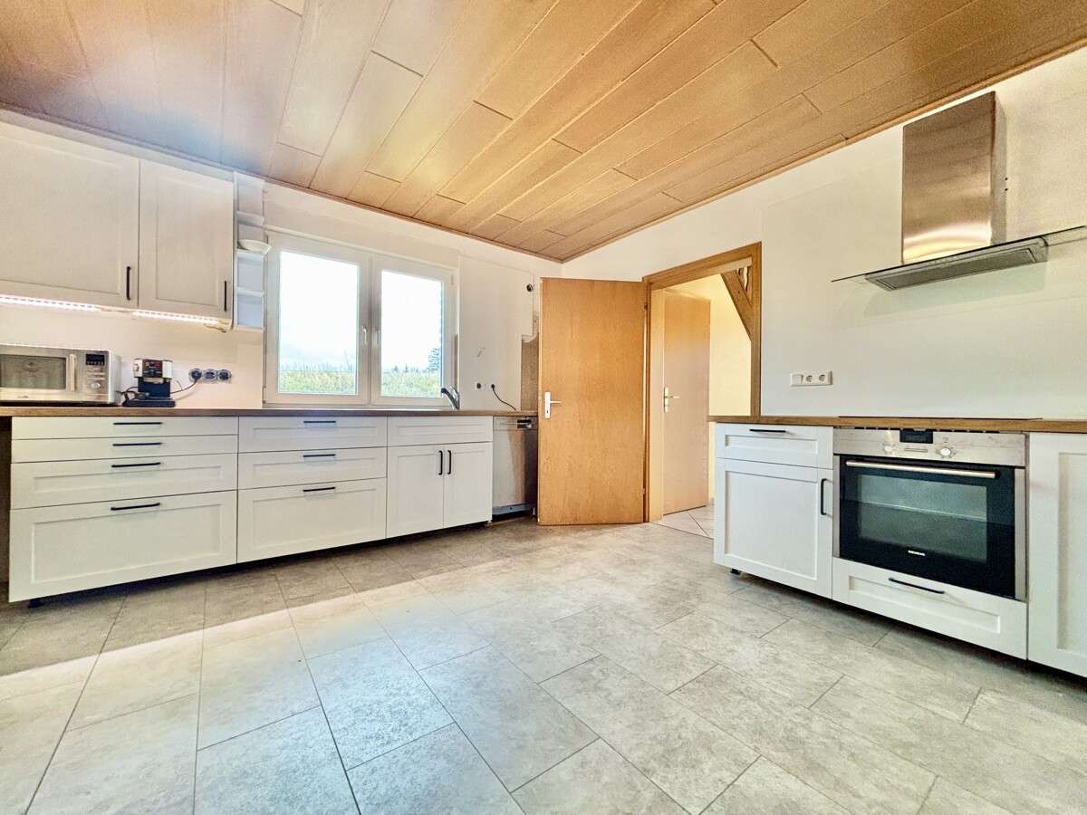 Immobilie in Reichshof - **Geräumiges Einfamilienhaus mit über 5.500 m² Grundstück in Randlage von Reichshof** - Bild 7