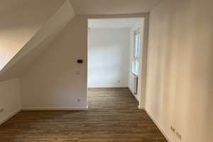 Neu sanierte und ruhig gelegene Altbauwohnung - Supercharmant – Kasteler Straße 1, 65203 Biebrich, Wiesbaden – Vorschaubild 4