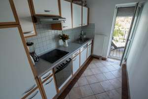 Exklusive 2-Zimmer-Wohnung mit 2 Balkonen in Bestlage – Westend-Süd, Frankfurt – 60325 Westend-Süd, Frankfurt am Main – Vorschaubild 12