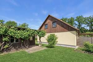Großzügiges Haus mit Garten - OHNE Maklergebühr – Die vollständige Adresse der Immobilie erhältst du vom Anbieter., 88085 Langenargen – Vorschaubild 2