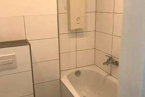 Lebendiger Wohnraum in Oberbilk: 2-Zimmer-Wohnung mit großem Balkon – Kölner Straße 340, 40227 Oberbilk, Düsseldorf – Vorschaubild 5