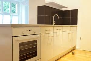 1-Zimmer EG-Wohnung mit Terrasse I Küche I *frei ab 01.07.26* – Billy-Wilder-Promenade 44, 14167 Lichterfelde, Berlin – Vorschaubild 3