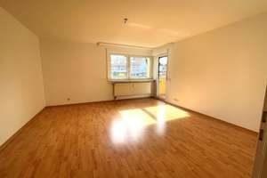 Schöne, renovierte 3 Zi-Whg. (ca. 83 m²) mit Balkon, EBK und TG – Die vollständige Adresse der Immobilie erhältst du vom Anbieter., 70195 Botnang-Nord, Stuttgart – Vorschaubild 2