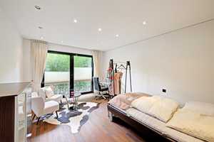 Luxuriöses Villenanwesen mit 130 m² Einlieger! Top-Option: Privat & Gewerbe! Garden-Pool! – Düsseldorf – Vorschaubild 14