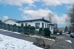 Neubau-Erstbezug - außergewöhnliches, hochwertiges Einfamilienhaus – Rhein-Sieg-Kreis – Vorschaubild 1