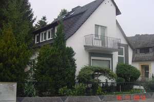 Freistehendes 5-Zimmer-Einfamilienhaus mit Einbauküche und Garten in Heusenstamm