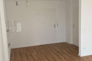 Komplett sanierte 1 Zimmerwohnung – Gernotstr. 3, 50739 Mauenheim, Köln – Vorschaubild 3