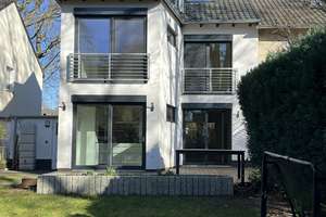 Exklusive Doppelhaushälfte mit Sonnengarten, Dachterrasse und hochwertiger Ausstattung – Venusberg – Die vollständige Adresse der Immobilie erhältst du vom Anbieter., 53127 Venusberg, Bonn – Vorschaubild 16