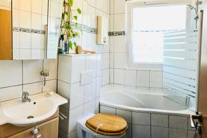 Sanierte 3,5 Zimmer Wohnung zu vermieten – Donnerberg 112, 45357 Dellwig, Essen – Vorschaubild 4