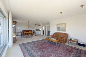 Exklusives Einfamilienhaus mit Rhein-Panoramablick und zusätzlichem Grundstück – Die vollständige Adresse der Immobilie erhältst du vom Anbieter., 56191 Weitersburg – Vorschaubild 3