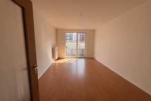 -Mieter gesucht - 3-Raum Wohnung in der City- – Breiter Weg 119, 39104 Magdeburg – Vorschaubild 2