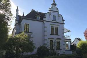 Repräsentative Villa in parkähnlicher Innenstadtlage  – Die vollständige Adresse der Immobilie erhältst du vom Anbieter., 66740 Saarlouis – Vorschaubild 2