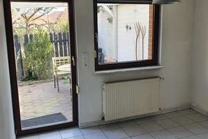 Attraktive 2-Zimmer-Maisonette-Wohnung mit Einbauküche in Wolfsburg – Triftwiesen 27, 38446 Hehlingen, Wolfsburg – Vorschaubild 4
