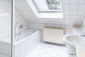 Einfamilienhaus ca. 178 m² mit Wintergarten, Dachterrasse und Garage in Ratingen - Breitscheid – Die vollständige Adresse der Immobilie erhältst du vom Anbieter., 40885 Breitscheid, Ratingen – Vorschaubild 8