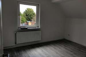 Renoviert,  2,5-Zimmer im 1.OG. eines 2 Fam.-Hauses mit Garten, Freisitz und Grillmöglichkeit – Hansestraße 98 B, 38112 Veltenhof-Rühme, Braunschweig – Vorschaubild 9
