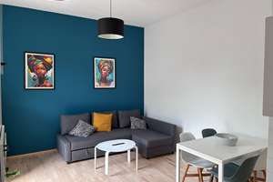 Bright Two-Room Furnished Apartment with a Balcony Above Wiesbaden´s Historic Thermal Baths-