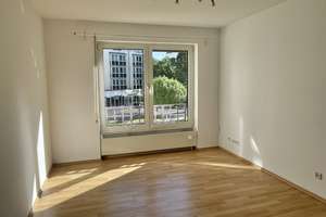 Ab sofort frei! Sonnige Wohnung mit neuer Einbauküche, sanierten Bad in beliebter Mainzer Wohnlage! – Trajanstraße 16, 55131 Oberstadt, Mainz – Vorschaubild 13