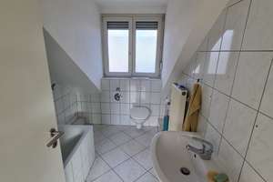 Helle 2,5-Zimmerwohnung mit traumhaftem Balkon über den Dächern vom Werderplatz – Werderstraße 51, 76137 Südstadt, Karlsruhe – Vorschaubild 11