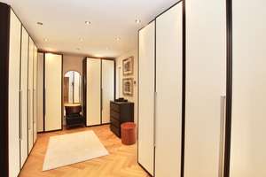 Luxuriöse Villa in Wiesbaden Nordost! – Die vollständige Adresse der Immobilie erhältst du vom Anbieter., 65193 Nordost, Wiesbaden – Vorschaubild 13