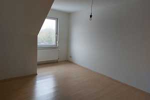 Günstige 5-Zimmer-Doppelhaushälfte mit geh. Innenausstattung, EBK und Kaminofen – Grabenhorst 95, 38110 Braunschweig – Vorschaubild 11
