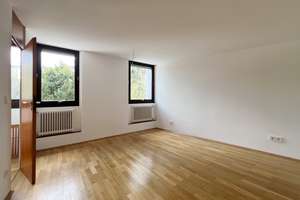 ***ERSTBEZUG nach umfassender Modernisierung***
"Schmuckstück im Bauhausstil" – Die vollständige Adresse der Immobilie erhältst du vom Anbieter., 80995 Feldmoching, München – Vorschaubild 28