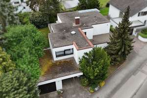 ** Seltene Gelegenheit: Zweifamilienhaus in bester Lage – Raum für Ihre Wohnträume ** – Die vollständige Adresse der Immobilie erhältst du vom Anbieter., 85051 Südwest, Ingolstadt – Vorschaubild 2
