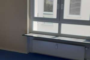 Helle 3,5-Zimmer-Wohnung mit Balkon in Wiesbaden-Nordost – Die vollständige Adresse der Immobilie erhältst du vom Anbieter., 65195 Nordost, Wiesbaden – Vorschaubild 2
